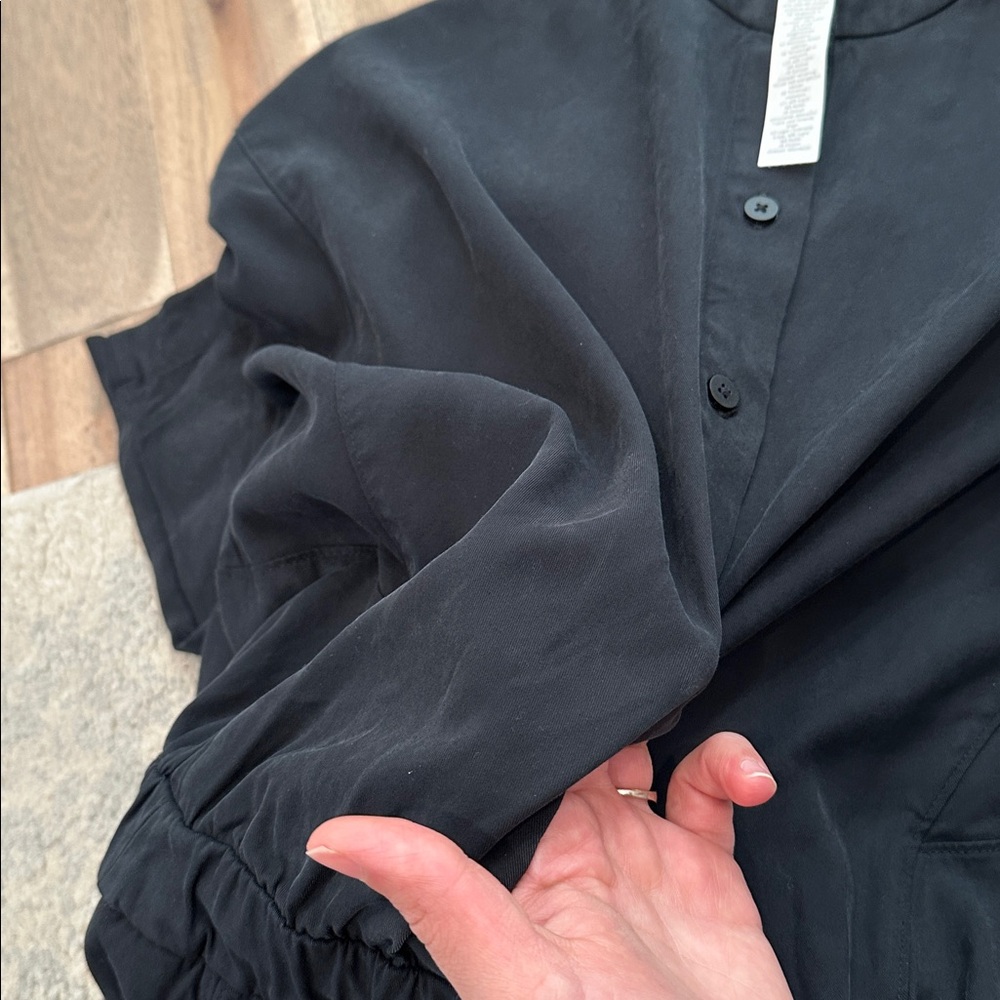 Lululemon Athletica perfectly poised short sleeve Black Jumpsuit - Picture 9 of 9